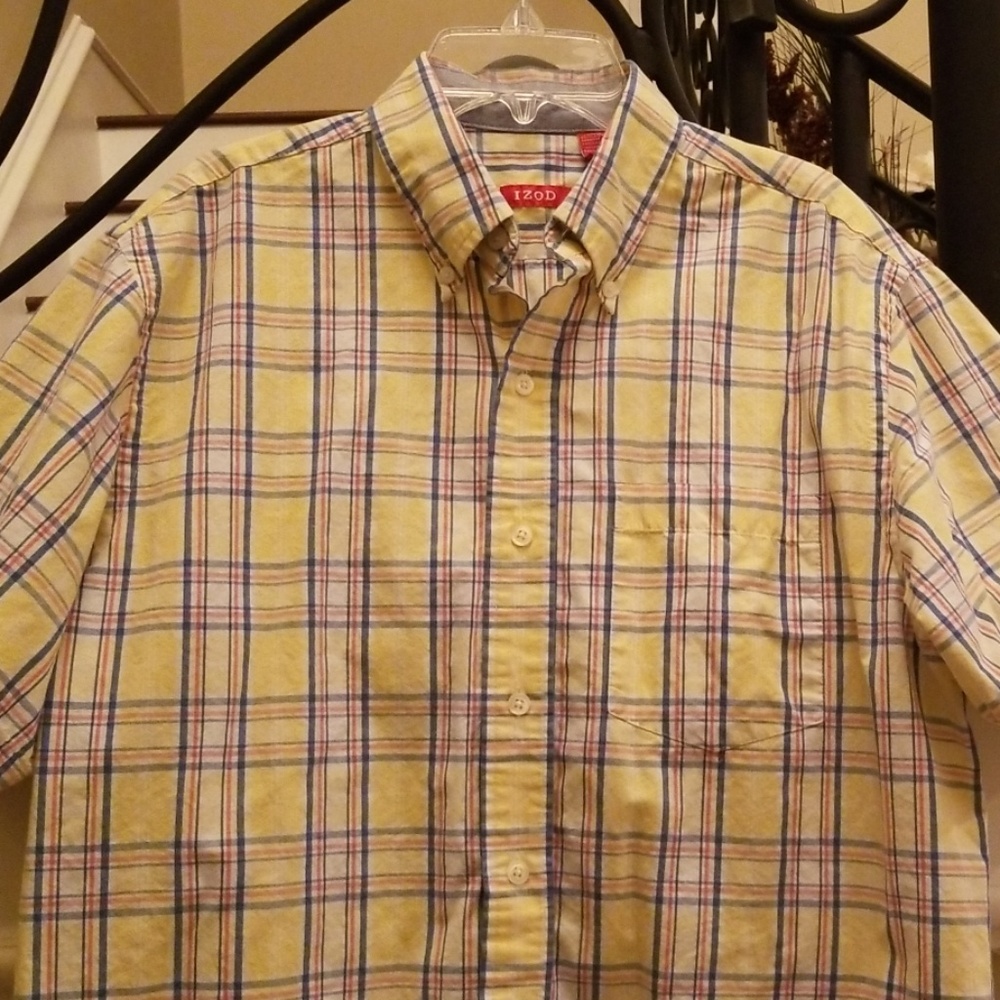 IZOD Short Sleeve Shirt